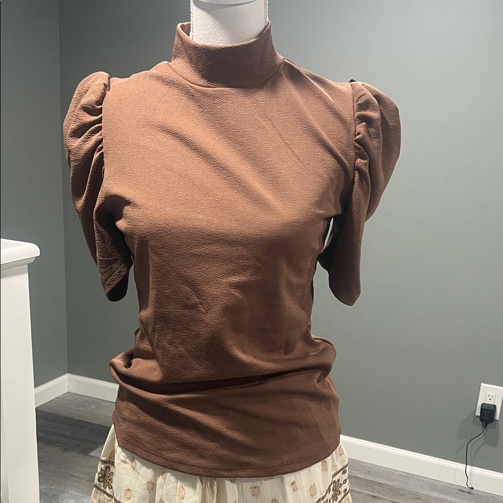 Women's Puff Sleeve Mock Neck Top - Brown